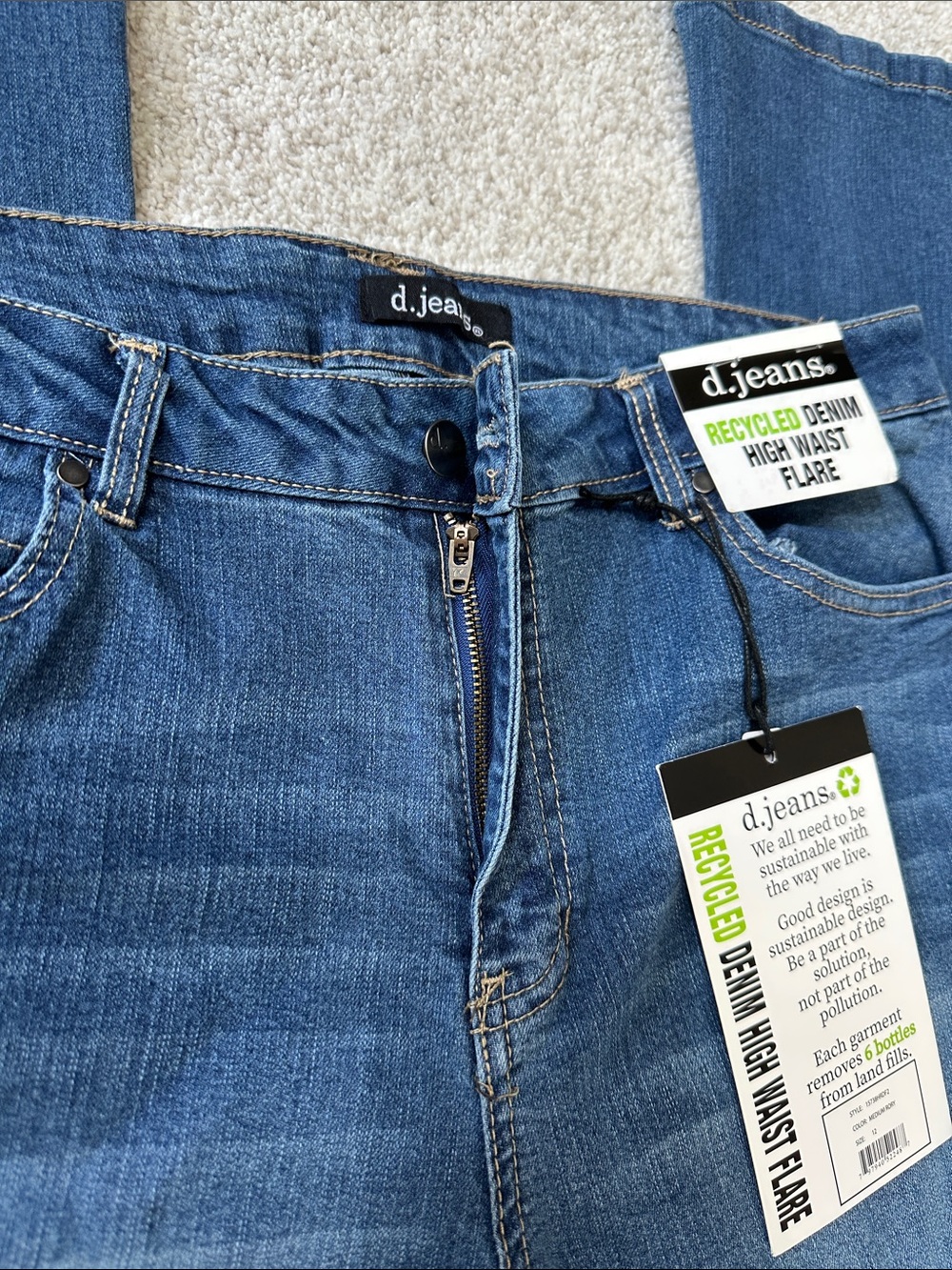 d. Jeans Recycled Denim High Waist Flare Jeans NWT - Picture 2 of 11